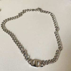 Silver dior necklace choker